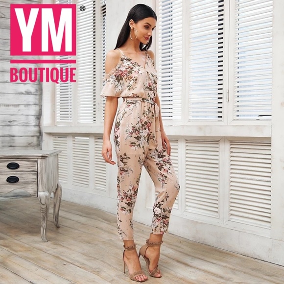 YM Boutique Pants - 🌺1 Left 🌺 Floral jumpsuit